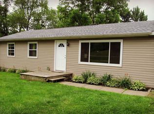 2221 Hubbard Masury Rd, Hubbard, OH 44425