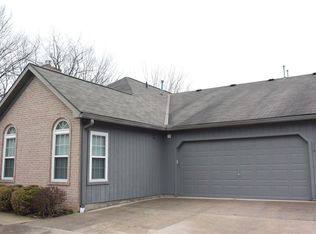 4016 Villas Dr, Stow, OH 44224