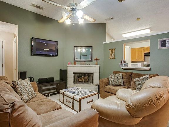 5th image of 1522 Hux Ct