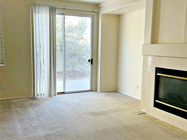 3496 Meridale Dr — Photo 10