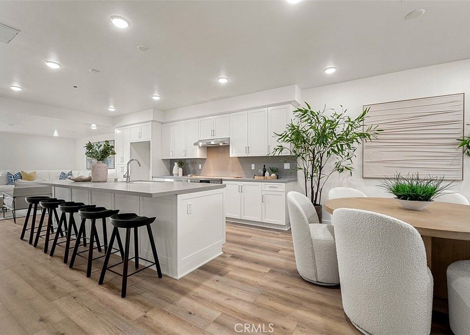 1st image of 24722 Del Prado #303