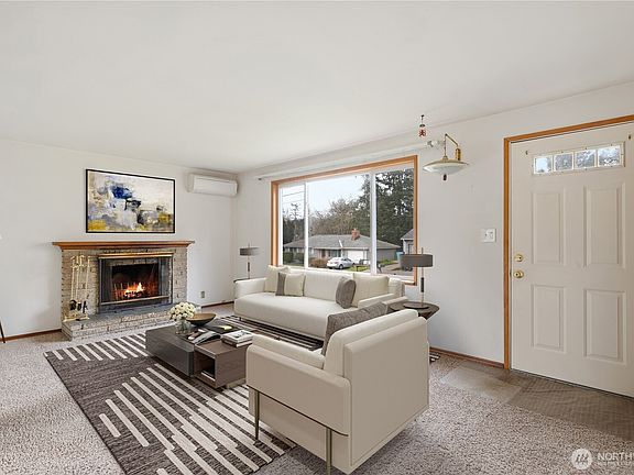 4th image of 20322 22nd Avenue NE