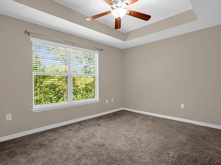 2144 Betsy Ross Ln — Photo 18
