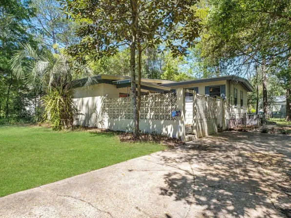 1642 Atkamire Dr, Tallahassee, FL 32304