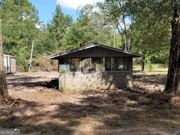72 Lagoon Rd, Statesboro, GA 30461