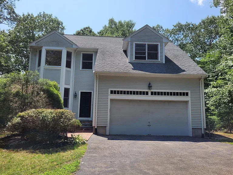 2399 Bay Rd — Photo 25
