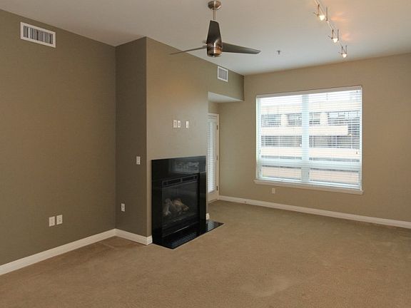 4th image of 350 S 200 E Unit 620