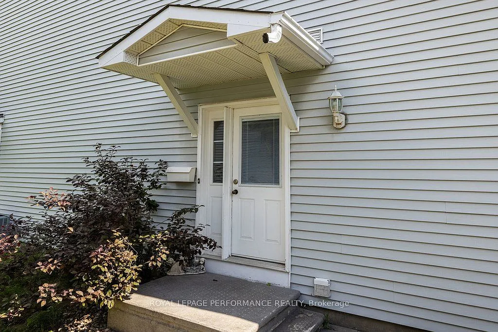 3 bed, $2,500 — Photo 4