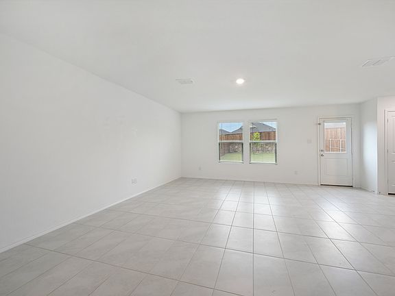4th image of 3616 Harper St