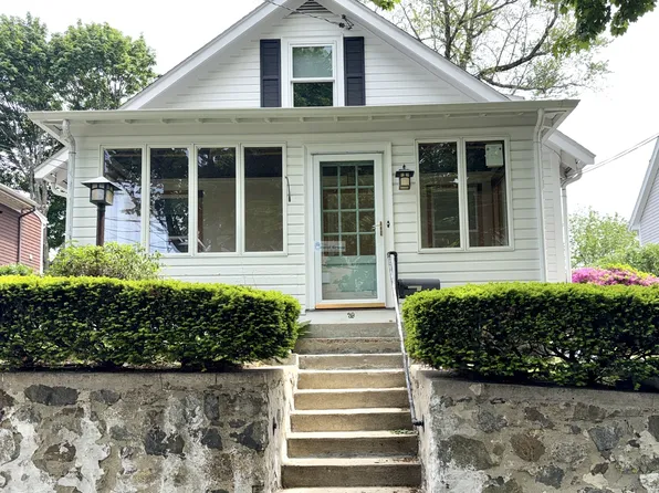 39 Newland Rd, Arlington, MA 02474