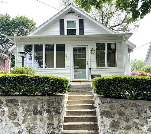 39 Newland Rd Photo 1