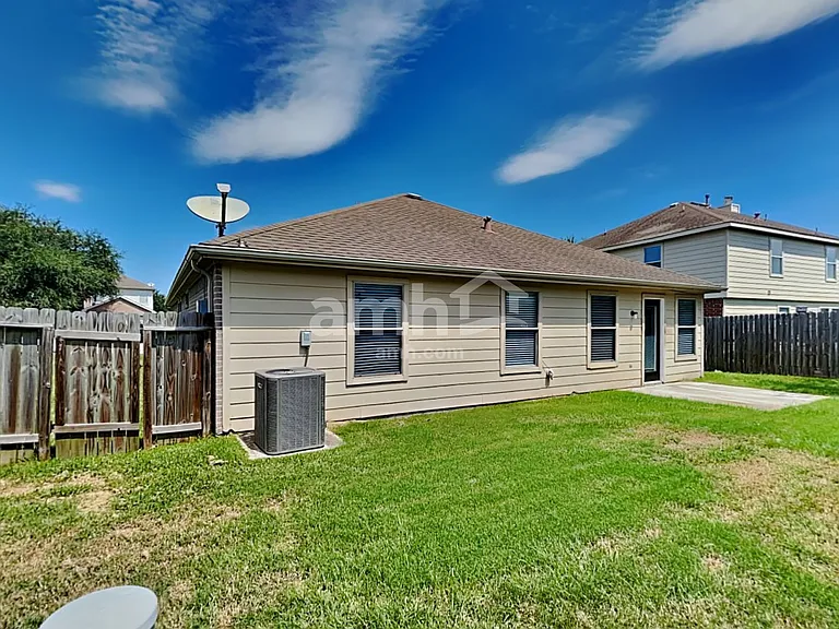 4818 Bentonite Blvd — Photo 22