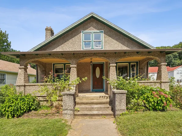 1690 Farmington Avenue, Farmington, CT 06085