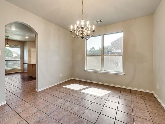 4th image of 1500 Parkside Dr