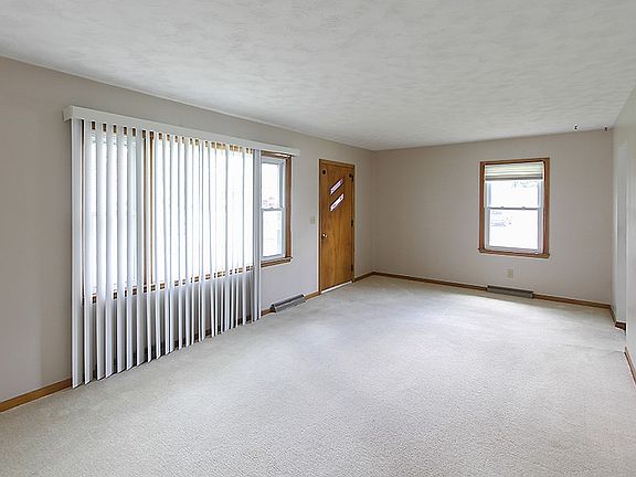 4th image of 511 Upland Ave
