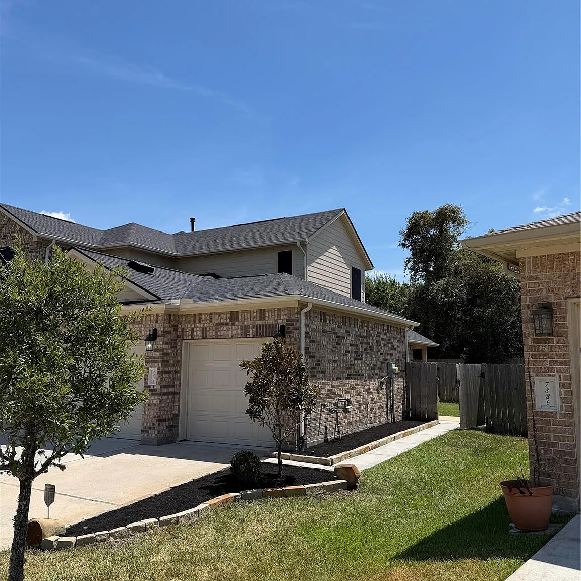 4 bed, 2.5 bath, 2592 sqft, $3,000 — Photo 3