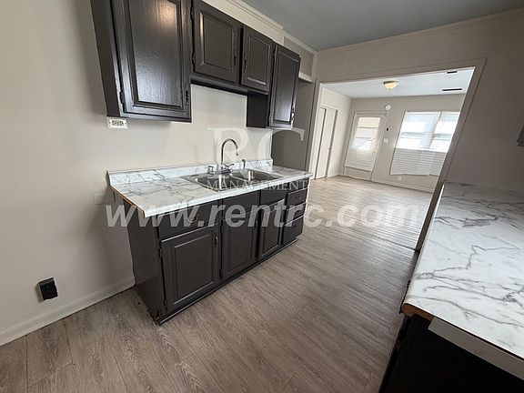 2nd image of 219 Grace St