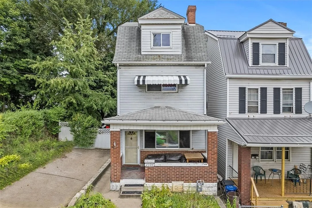 2309 Salisbury St photo 1