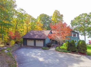 284 Lake Williams Dr, Lebanon, CT 06249