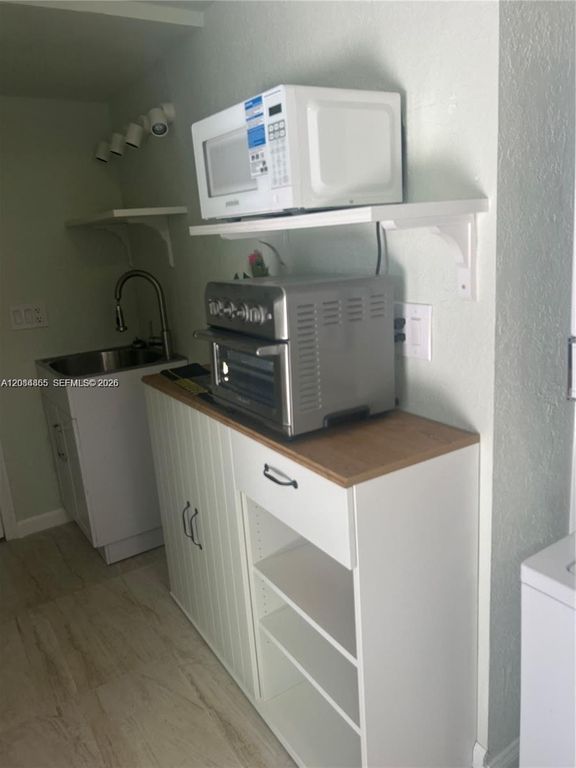 1320 NE 27th Ave #3, photo 9