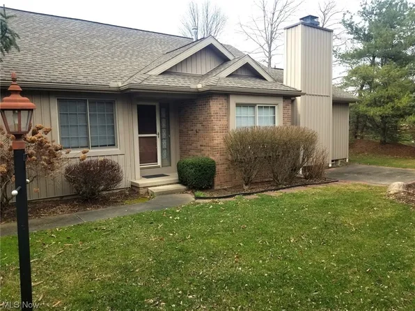 527 Cynthia Ln, Tallmadge, OH 44278