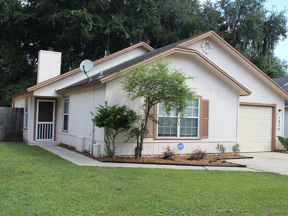 1st image of 1317 Munson Cove Dr