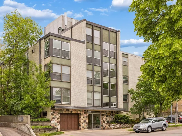 821 Douglas Ave APT 205, Minneapolis, MN 55403
