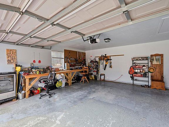 3rd image of 263 Charlie James Rd