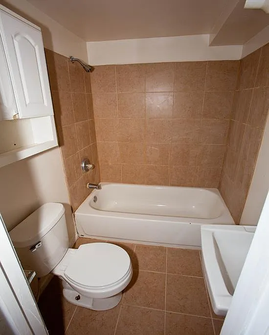 2 bed, 900 sqft, $800 — Photo 4