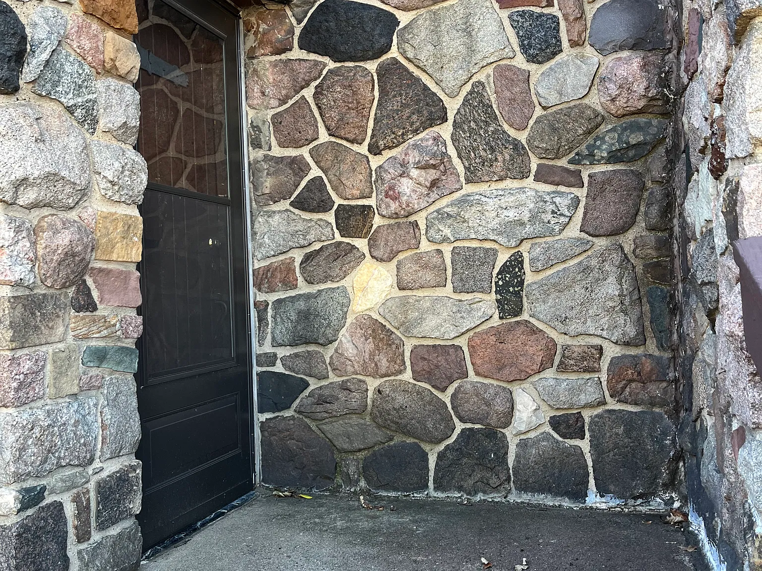 2 bed, 850 sqft, $1,700 — Photo 3