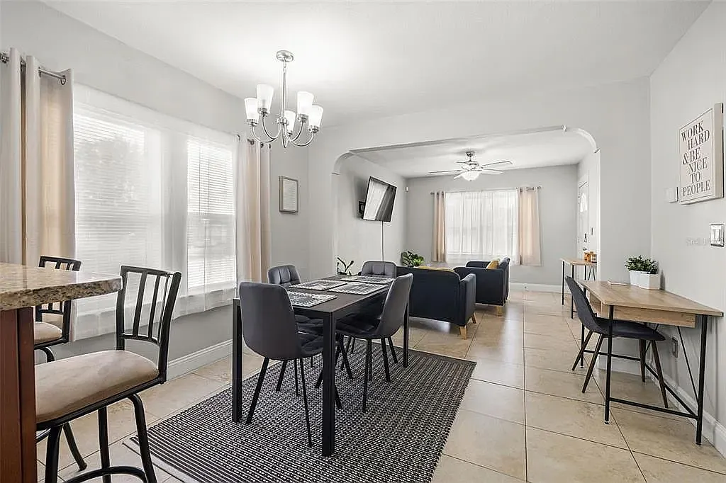2511 W Braddock St — Photo 4