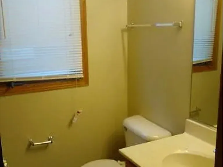 13415 S Brandon Ave #2 — Photo 10