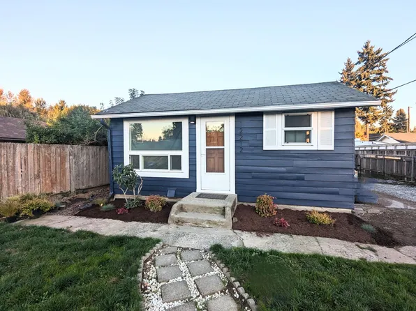 12212 48th Ave S, Seattle, WA 98178