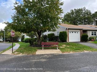 74 Woodshill Dr N #1000, Lakewood, NJ