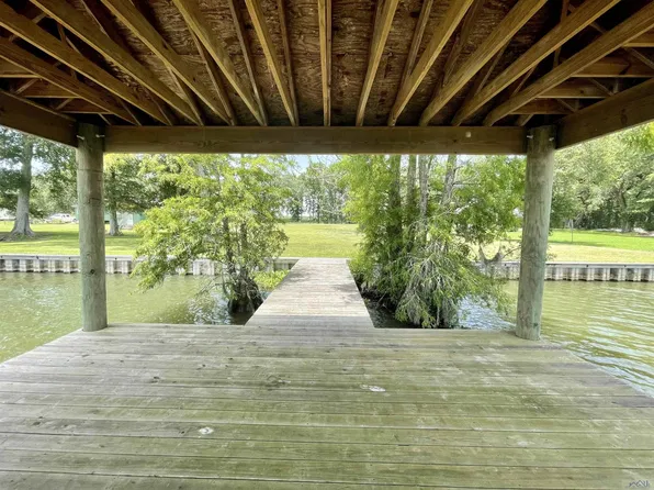 1020 Victoria Riverside Rd, Patterson, LA 70392