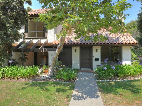 Santa Barbara CA neighborhood view