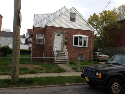 3270 Waterbury Ave, Bronx, NY, 10465