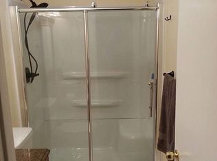 8900 Ridge Ave, Philadelphia, PA 19128