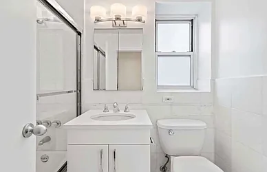 Rented by (Legacy) Elegran