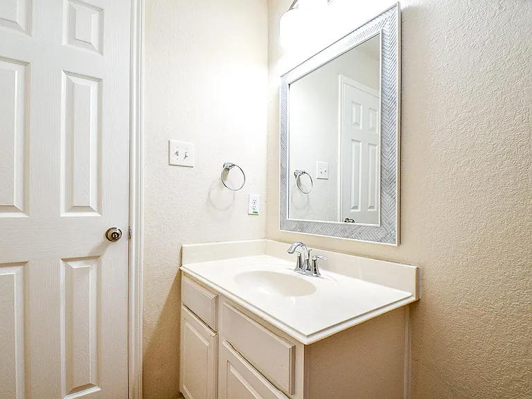 5327 Stonegate Dr — Photo 34