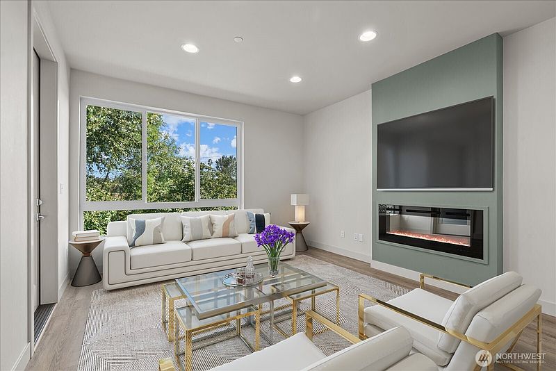 4th image of 17905 35th Avenue SE #B4
