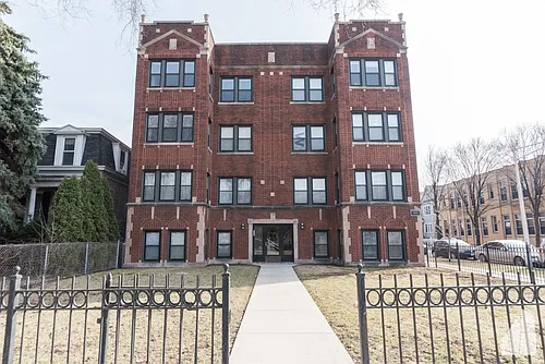 2457 W Logan Blvd #1 Photo 1