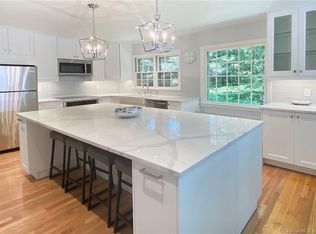 177 Brett Rd, Fairfield, CT 06824