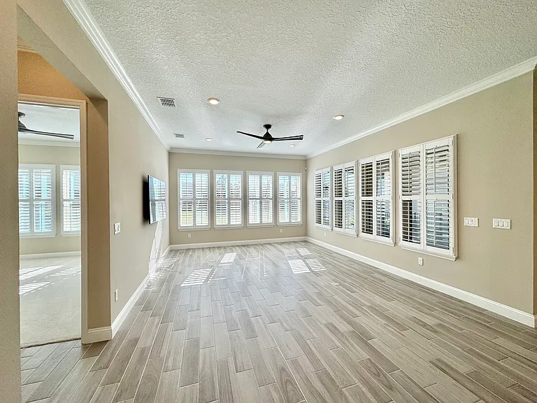 68 Furrier Ct — Photo 6