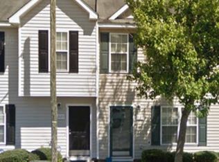 2127 Walnut Bluffs Ln, Raleigh, NC 27610