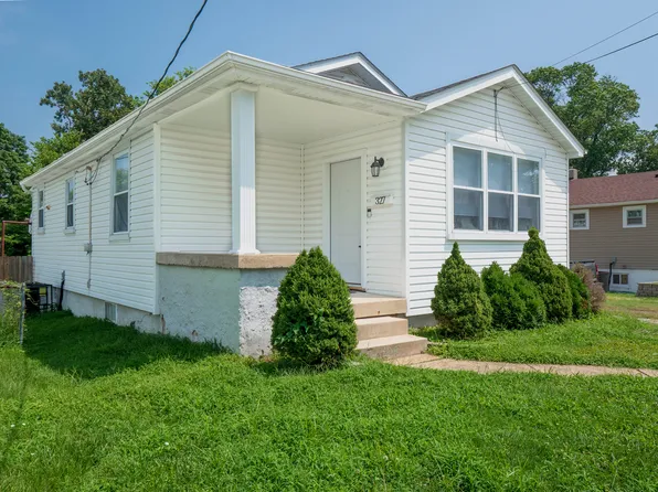 327 W Felton Ave, Saint Louis, MO 63125