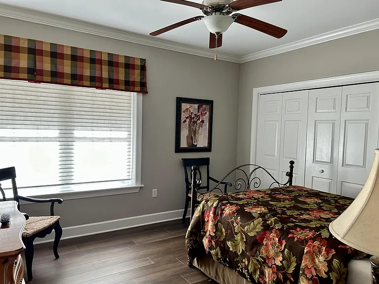 Second bedroom