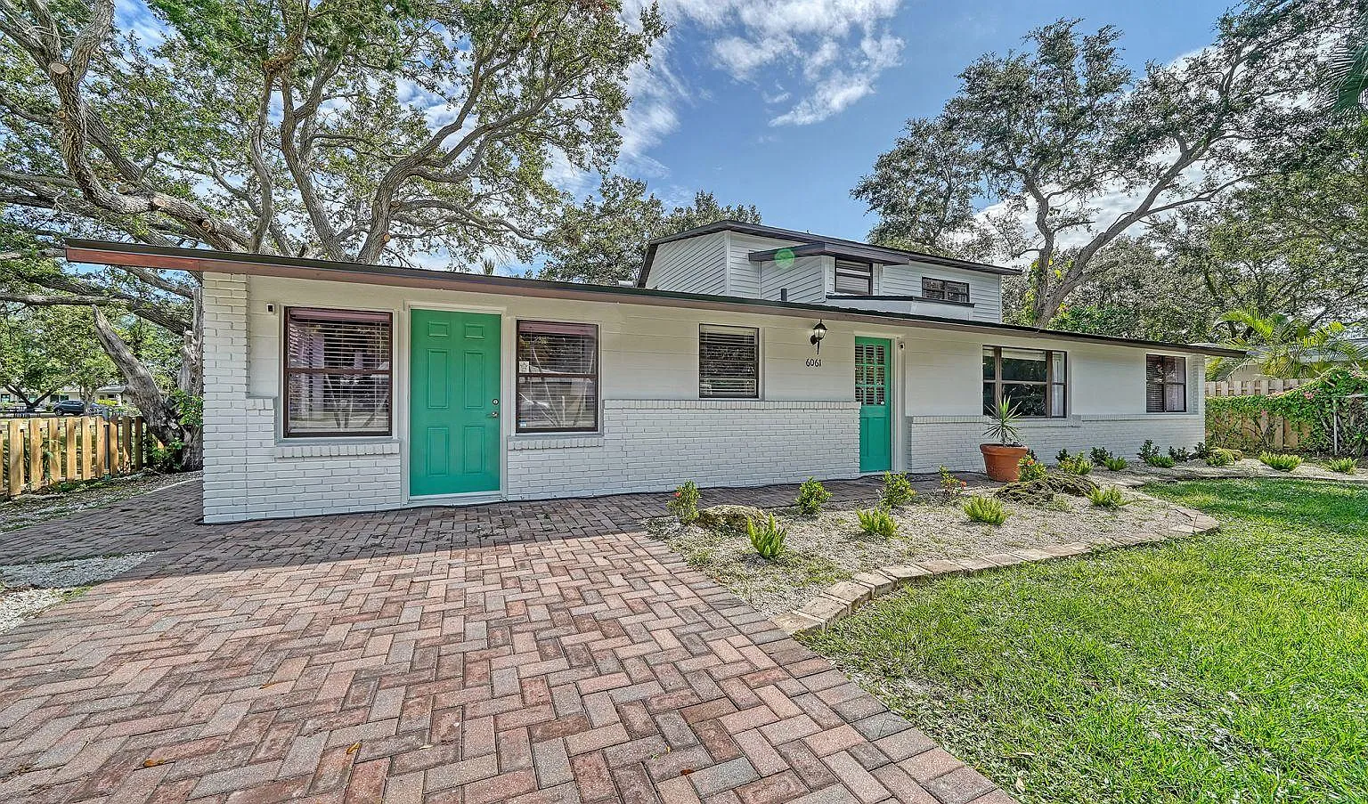 4 bed, 2088 sqft, $3,650 — Photo 3