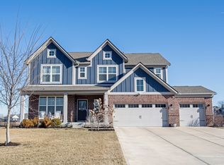 19149 Gillcrest Dr, Noblesville, IN 46062