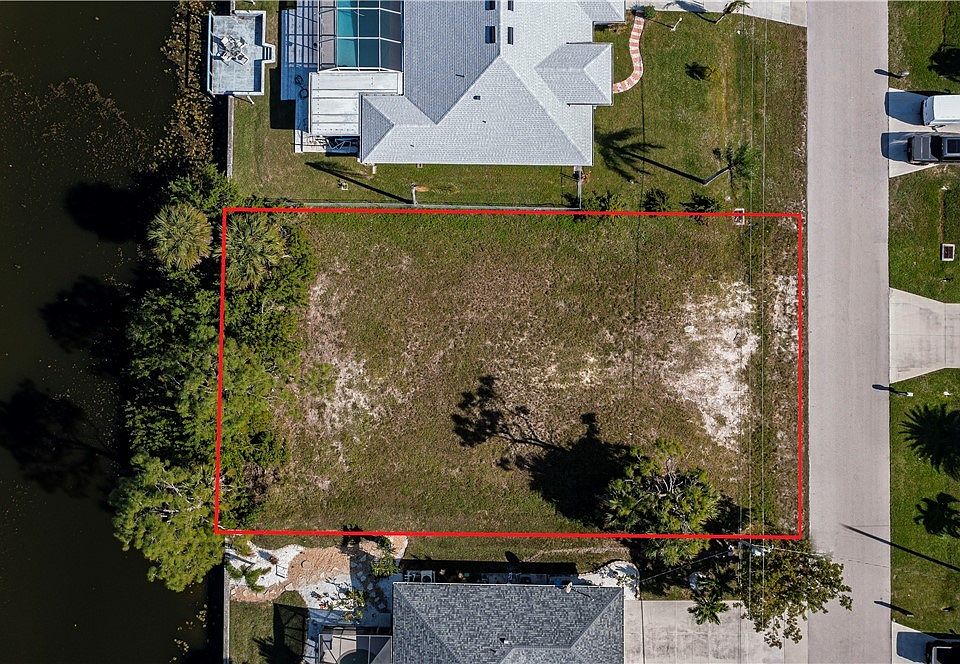 1st image of 1301 SW 24th St